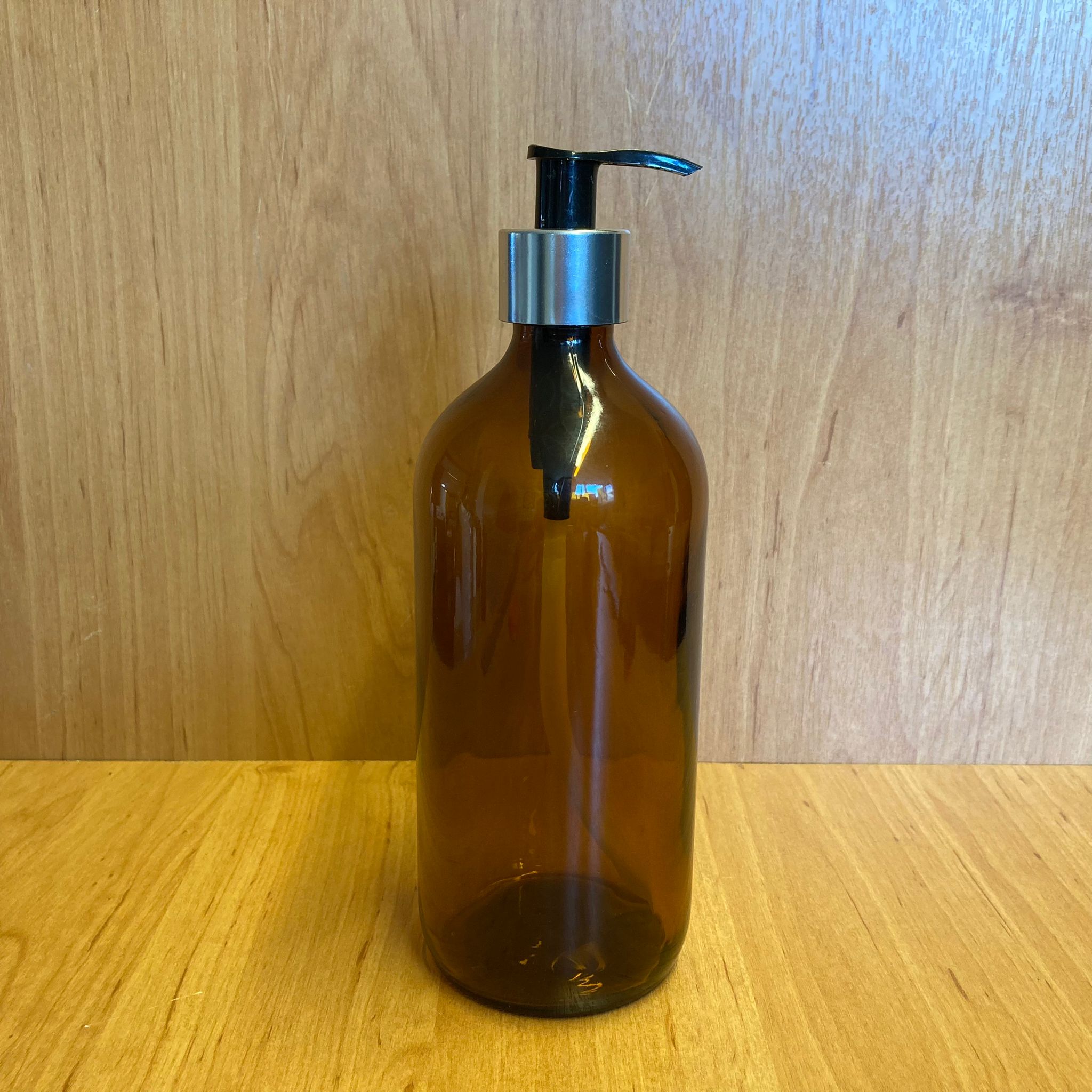 500 Cc Amber Tombul Cam Şişe - Gümüş Pompalı - 500 Ml Kahverengi Pompalı Şişe