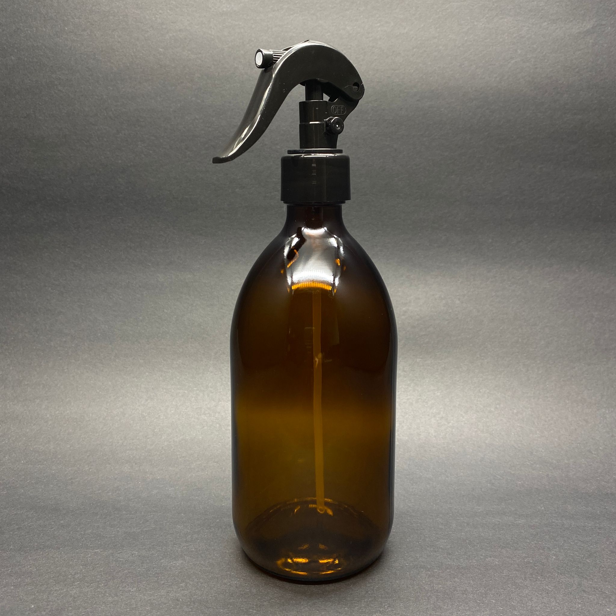 500 Cc Amber Tombul Özel Seri Cam Şişe - Siyah Triger Spreyli (Duman Şeklinde Püskürtür) - 500 Ml Cam Ecza Şişesi - Kahverengi