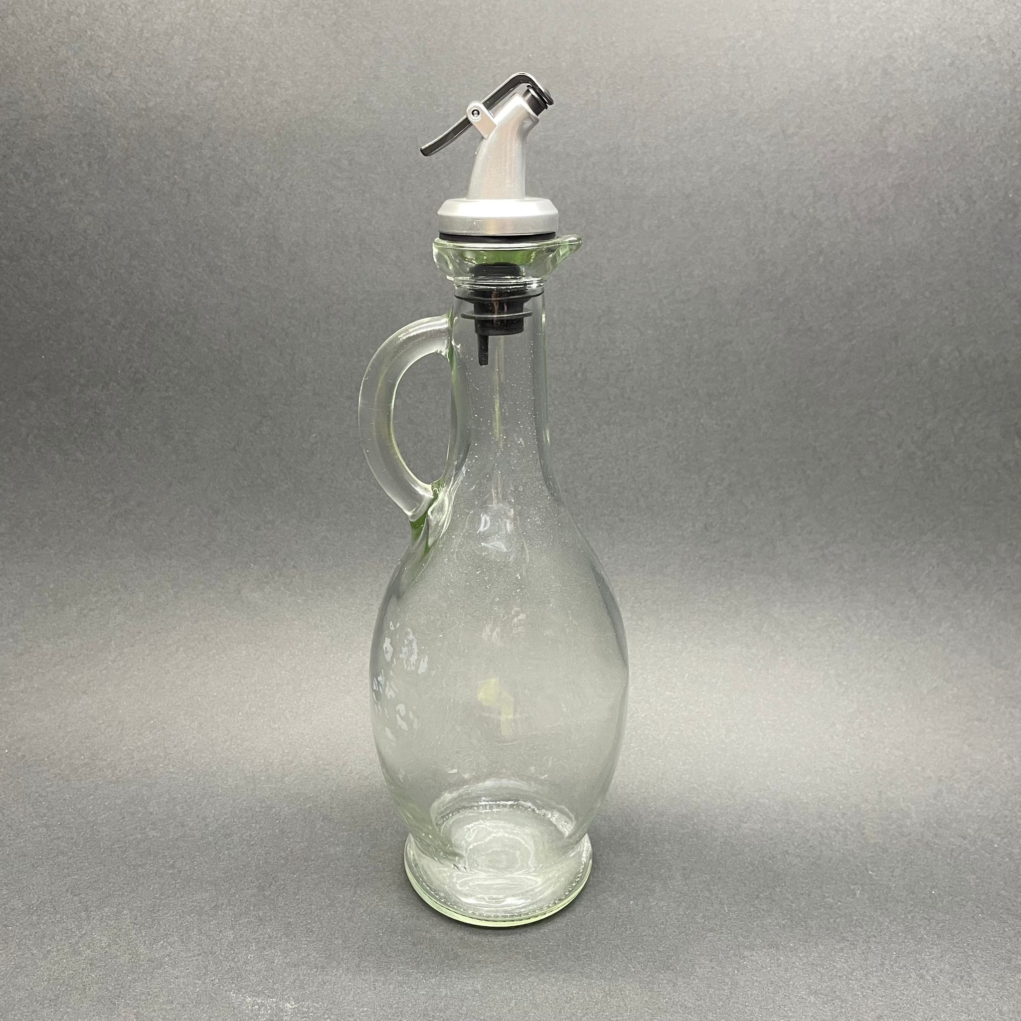 500 Cc Gagalı Kulplu Yağlık Cam Şişe - 500 Ml Galon Yağdanlık Şişe - Yağ Şişesi - Şeffaf - Gri Yağdanlık Tıpalı