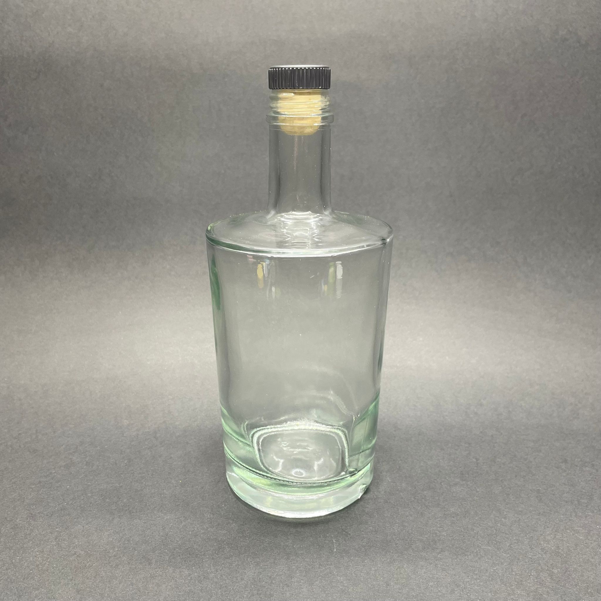 500 Cc Kalın Dipli Lüks Cam Şişe - Siyah Mantar Tıpalı - 500 Ml Silindir Özel Cam Şişe