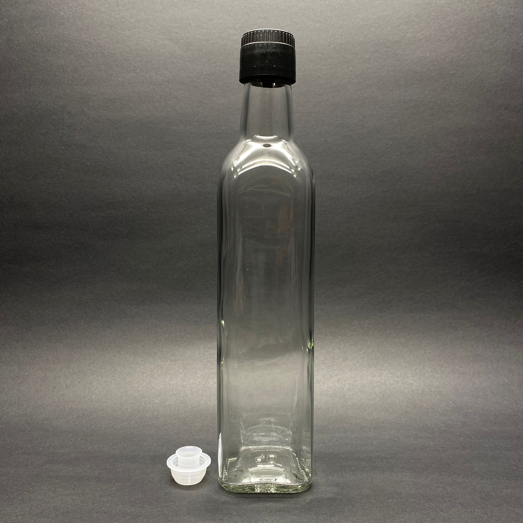 500 Cc Maraska Cam Şişe - Kilitli Siyah Akıtıcılı Drop - Stop Kapaklı - 500 Ml Köşeli Yağ Şişesi - Sirke Şişesi - 0.5 Lt Maraska Köşeli Şeffaf Cam Şişe