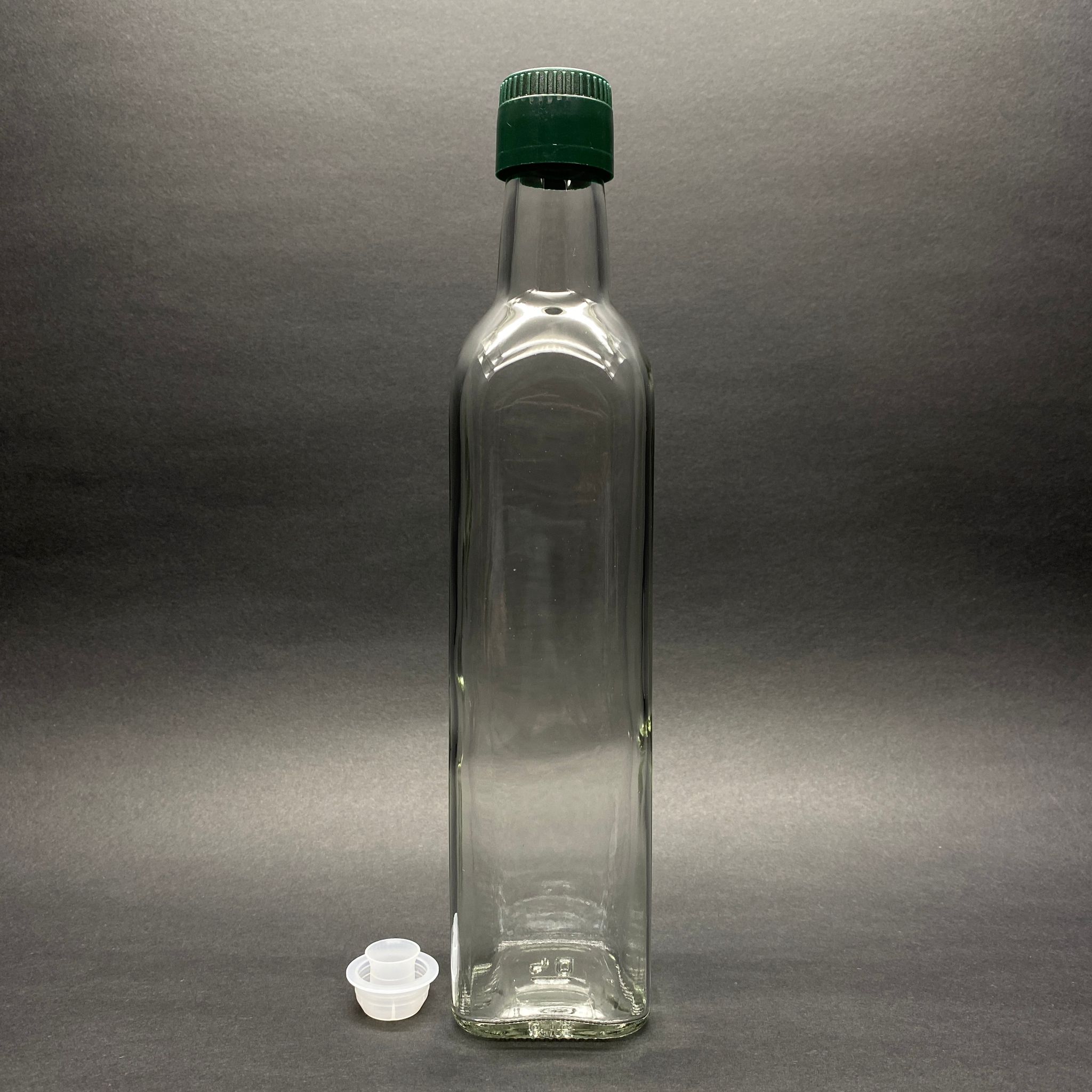 500 Cc Maraska Cam Şişe - Kilitli Yeşil Akıtıcılı Drop - Stop Kapaklı - 500 Ml Köşeli Yağ Şişesi - Sirke Şişesi - 0.5 Lt Maraska Köşeli Şeffaf Cam Şişe