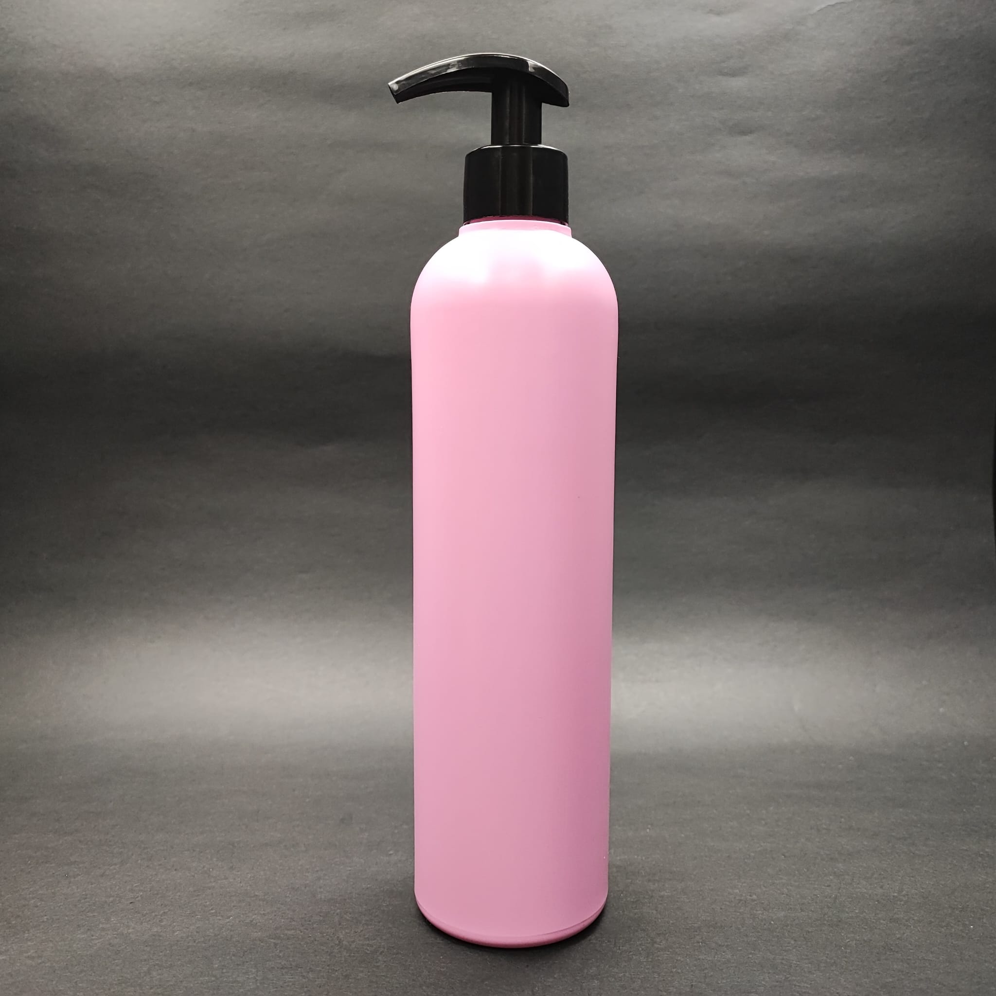 500 Cc Pembe Polietilen Pe Şampuan Şişesi - Siyah Sıvı Sabun Pompalı - 500 Ml Pe Şampuan Şişesi