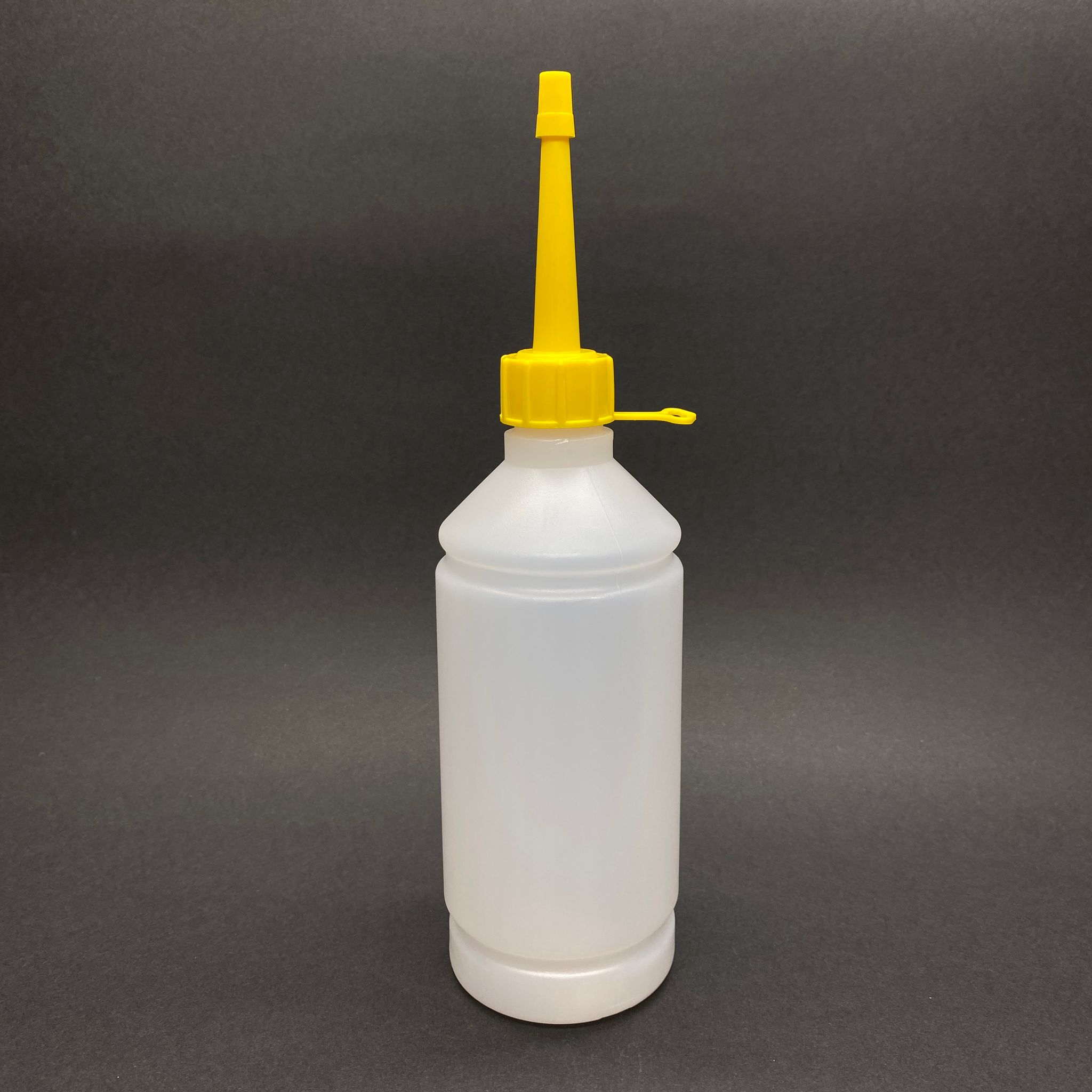 500 Cc Tiner Şişesi - Kilitli Contalı  Beyaz Kapaklı + Akıtıcılı Sivri Sarı Kartuş Kapaklı - 500 Ml Kimyasala Dayanıklı Plastik Şişe - 0,5 Lt Polietilen Şişe Tombul