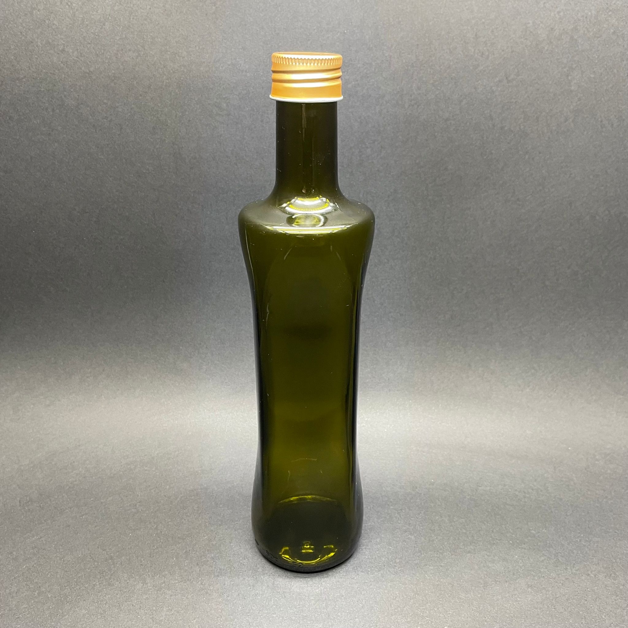 500 Cc Yeşil Geolive Cam Şişe - Gold Alüminyum Kapaklı - 500 Ml Oval Şişe - Geolive Şişe 500 Ml - Zeytinyağı İçin Renkli Cam Şişeleri - Şişecam Stok Kodu: 127050