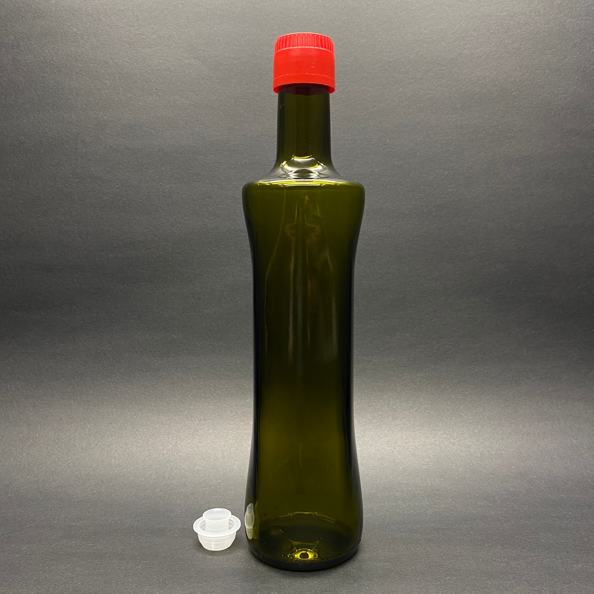 500 Cc Yeşil Geolive Cam Şişe - Kırmızı Drop - Stop Kilitli Akıtıcılı Plastik Kapaklı - 500 Ml Oval Şişe - Geolive Şişe 500 Ml - (Kontrollü Akıtan Zeytinyağ Kapak) - Zeytinyağı İçin Renkli Cam Şişeleri - Şişecam Stok Kodu: 127050