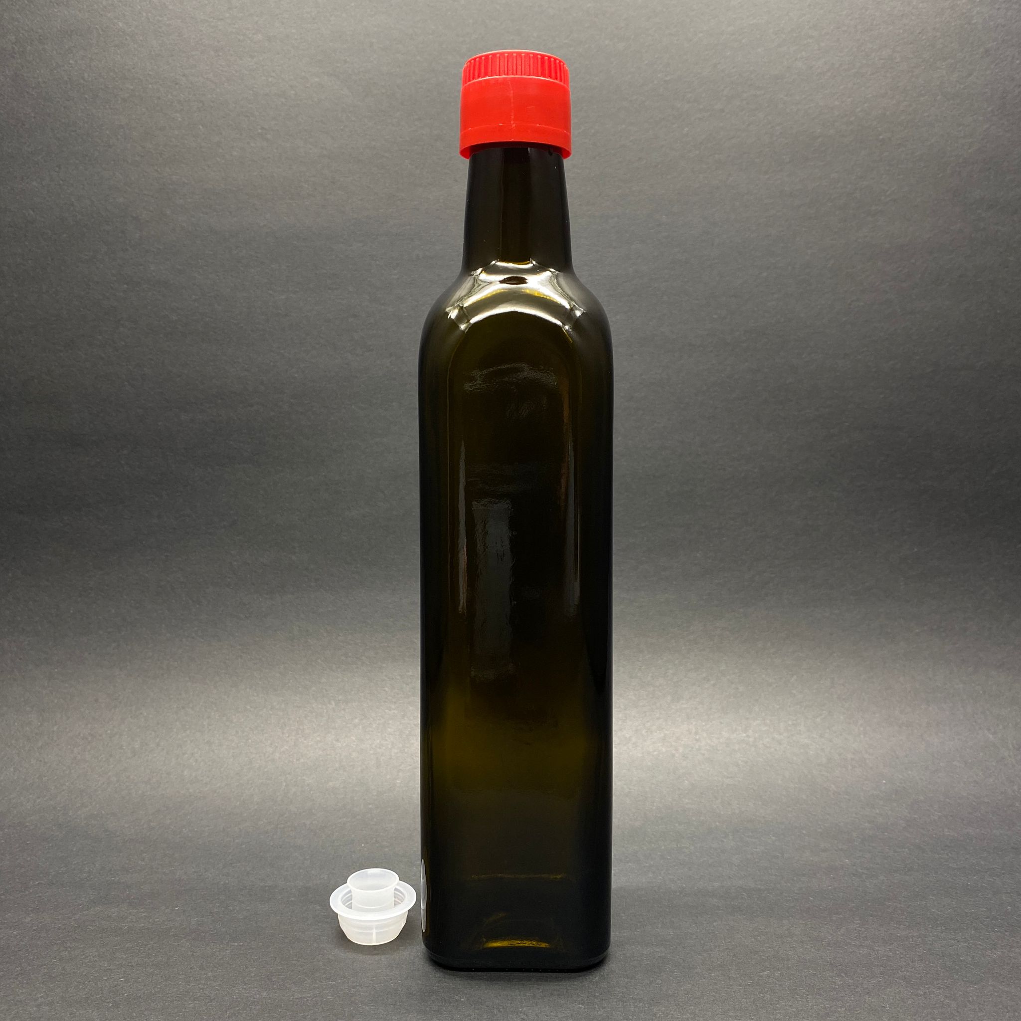 500 Cc Yeşil Maraska Cam Şişe - Kırmızı Drop - Stop Kilitli Akıtıcılı Plastik Kapaklı - 500 Ml Köşeli Yağ Şişesi