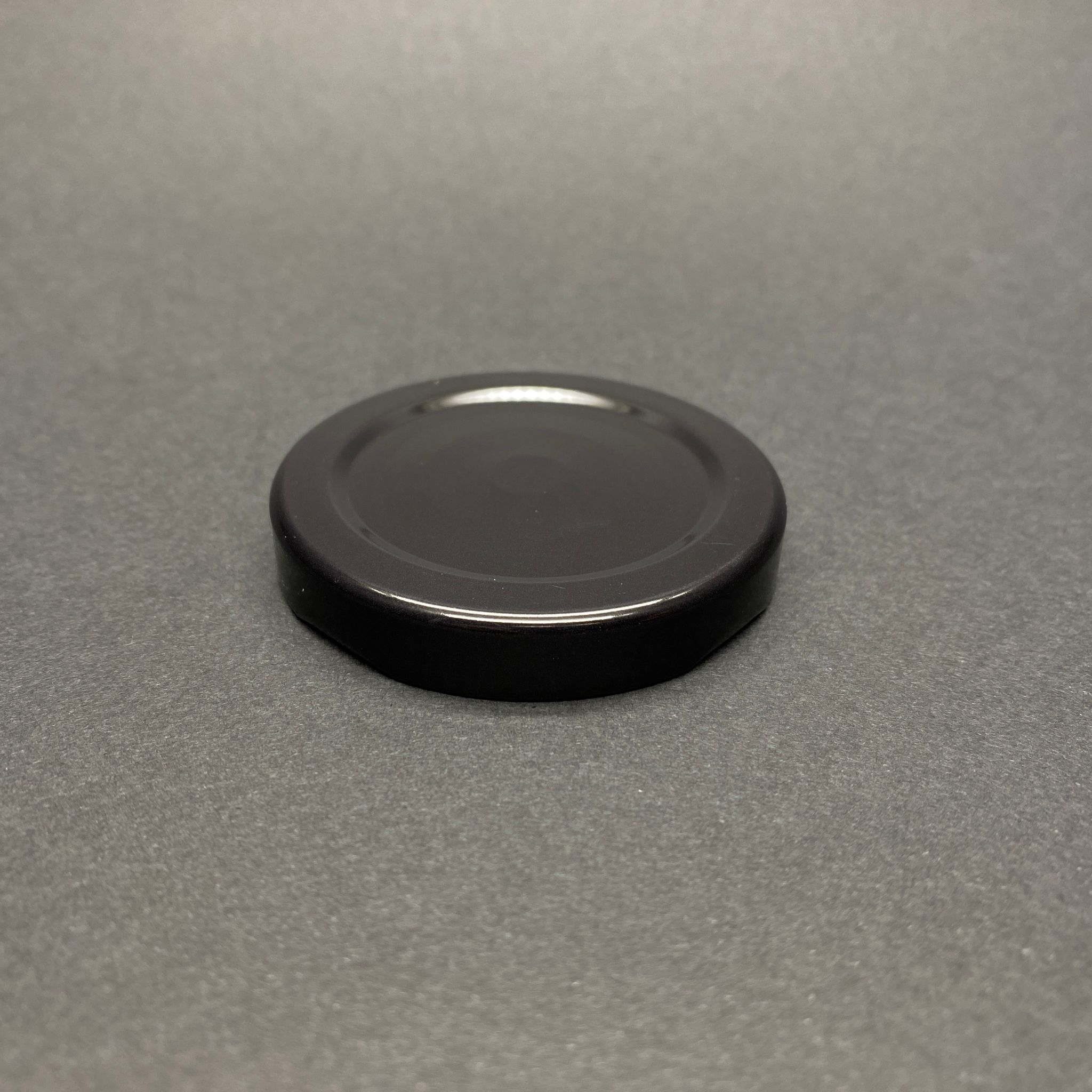 53 Mm Twist-Off Siyah Metal Kapak - Emniyet Düğmeli Tiktak Butonlu Kapak