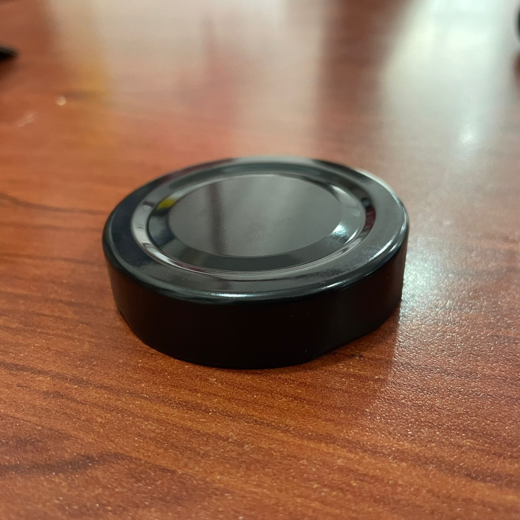58 Mm Twist-Off Derin Siyah Metal Kapak