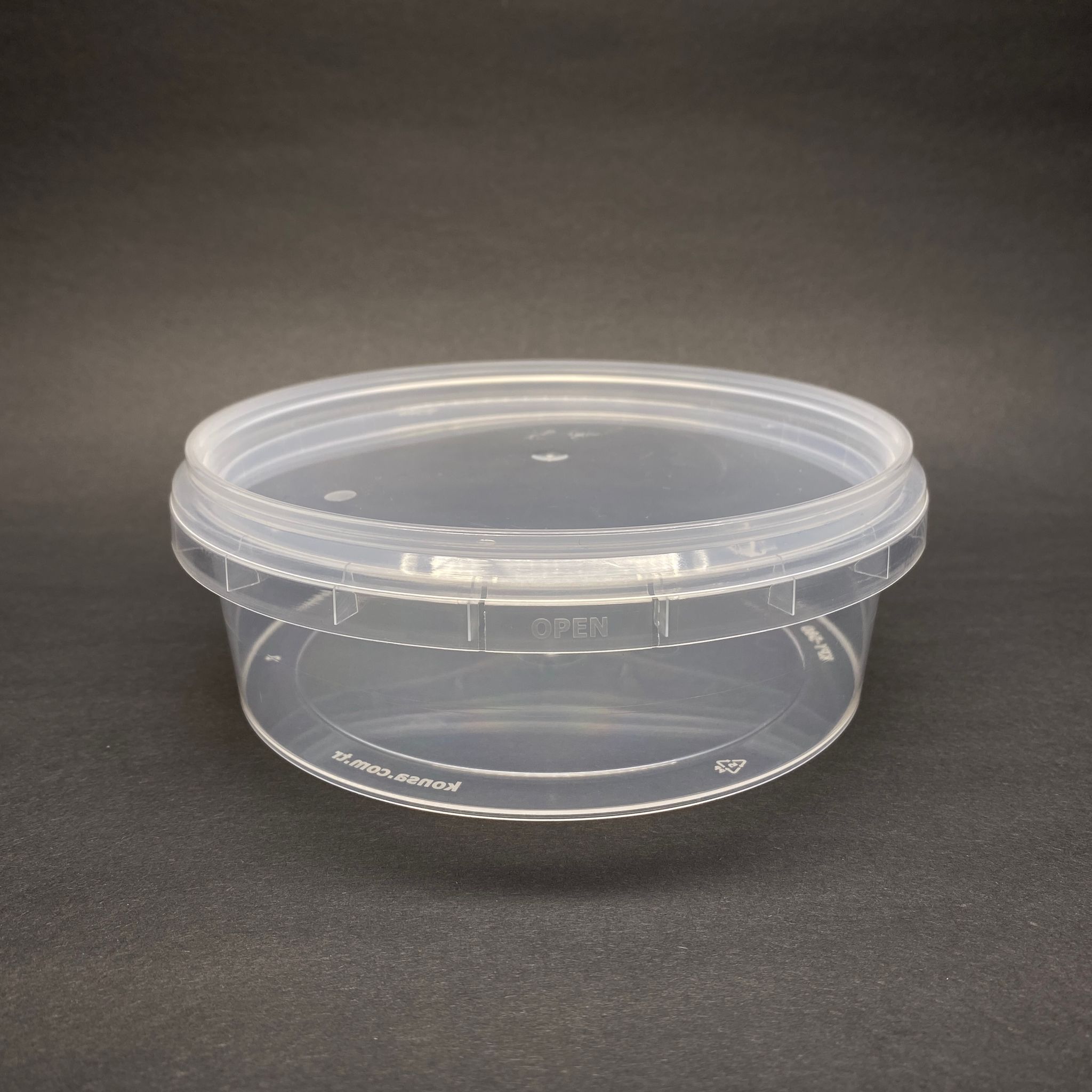 580 Cc Plastik Kova - Şeffaf - 580 Ml Gıdaya Uygun Sızdırmaz Kilitli Kapaklı Kova - Kurabiye Kabı, Böğürtlen Ahududu Ambalajı, Petek Kovan Bal Kutusu, Hurma Kovası Vb Alanlarda Kullanılabilir.