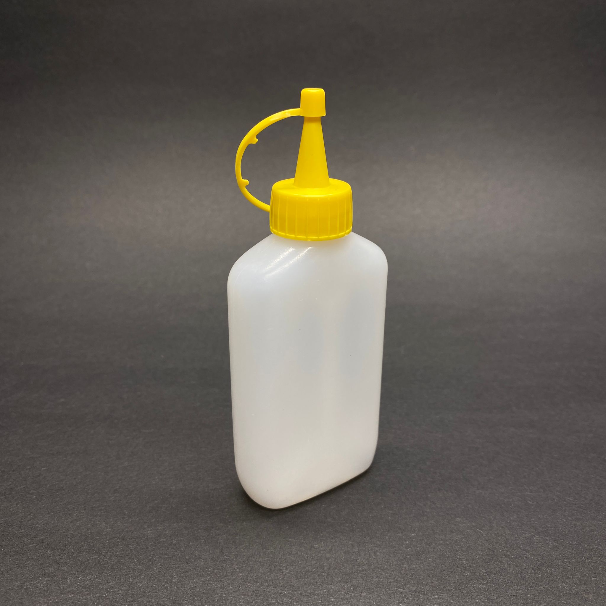60 Cc Cep Boy Sıkılabilir Yağdanlık Sarı Akıtıcı Kapaklı - Sarı Kör Tıpalı - 60 Ml Plastik Boş Makine Yağı Şişesi