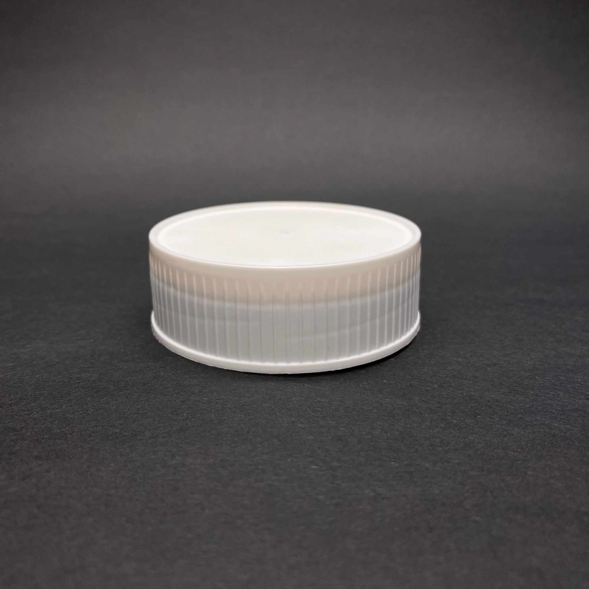 63 Mm Twist-Off Beyaz Plastik Kapak - Alüminyum Contalı - İndiksiyon Folyolu Kapak