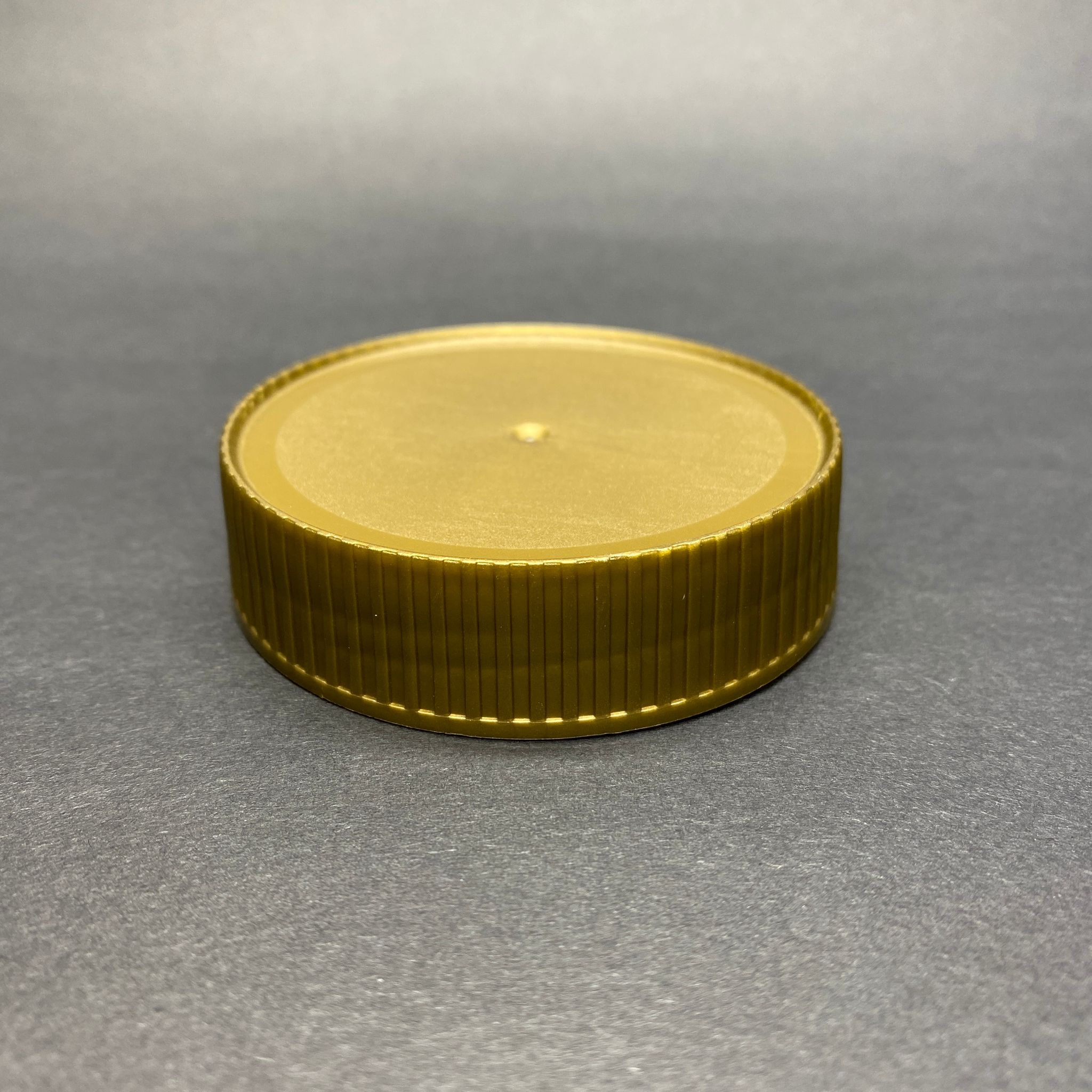 63 Mm Vidalı İndiksiyon Alüminyum Folyolu Plastik-Gold (61,3 Mm İndiksiyonlu Conta-Cam Uyumlu)