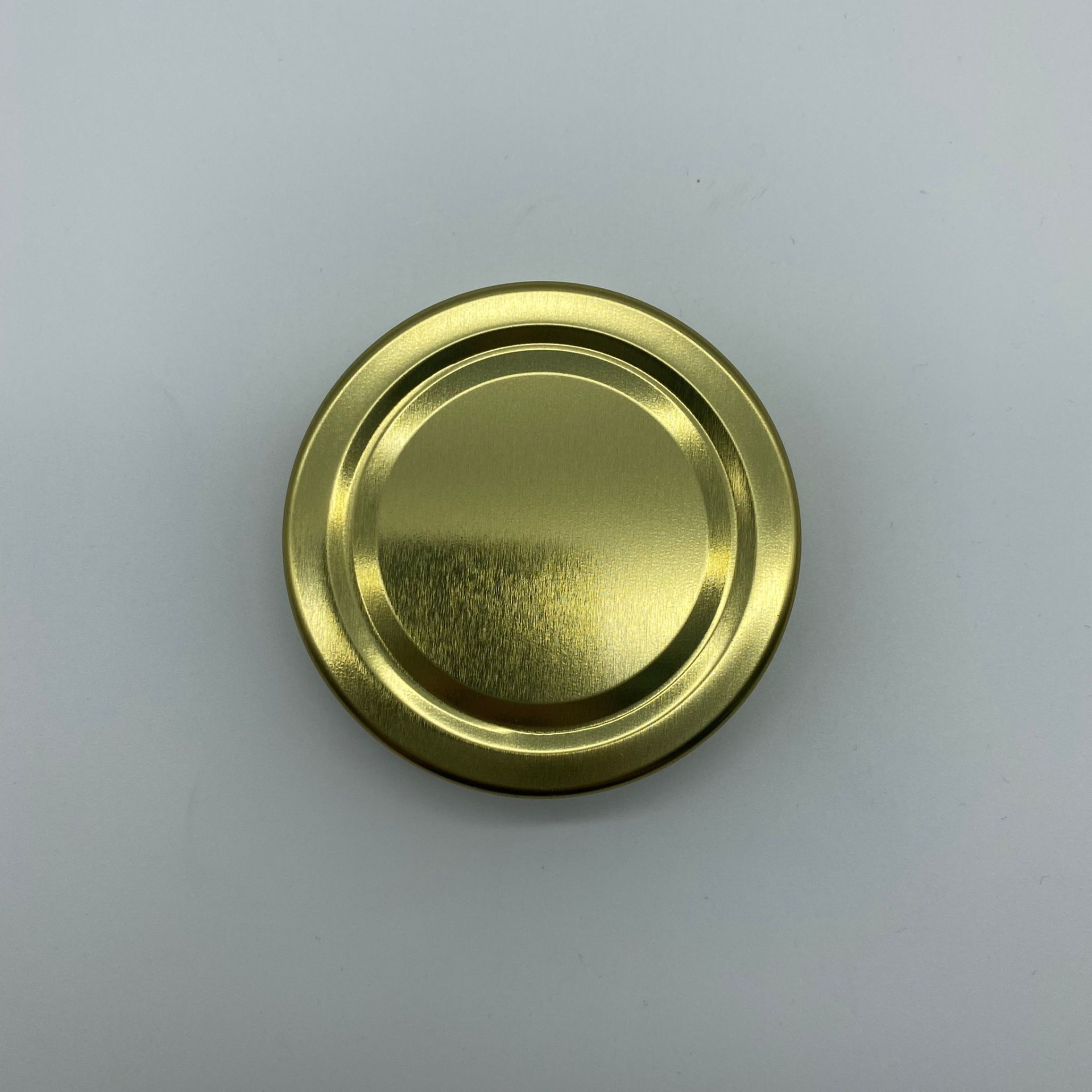 66 Mm Twist-Off Derin Gold Metal Kapak