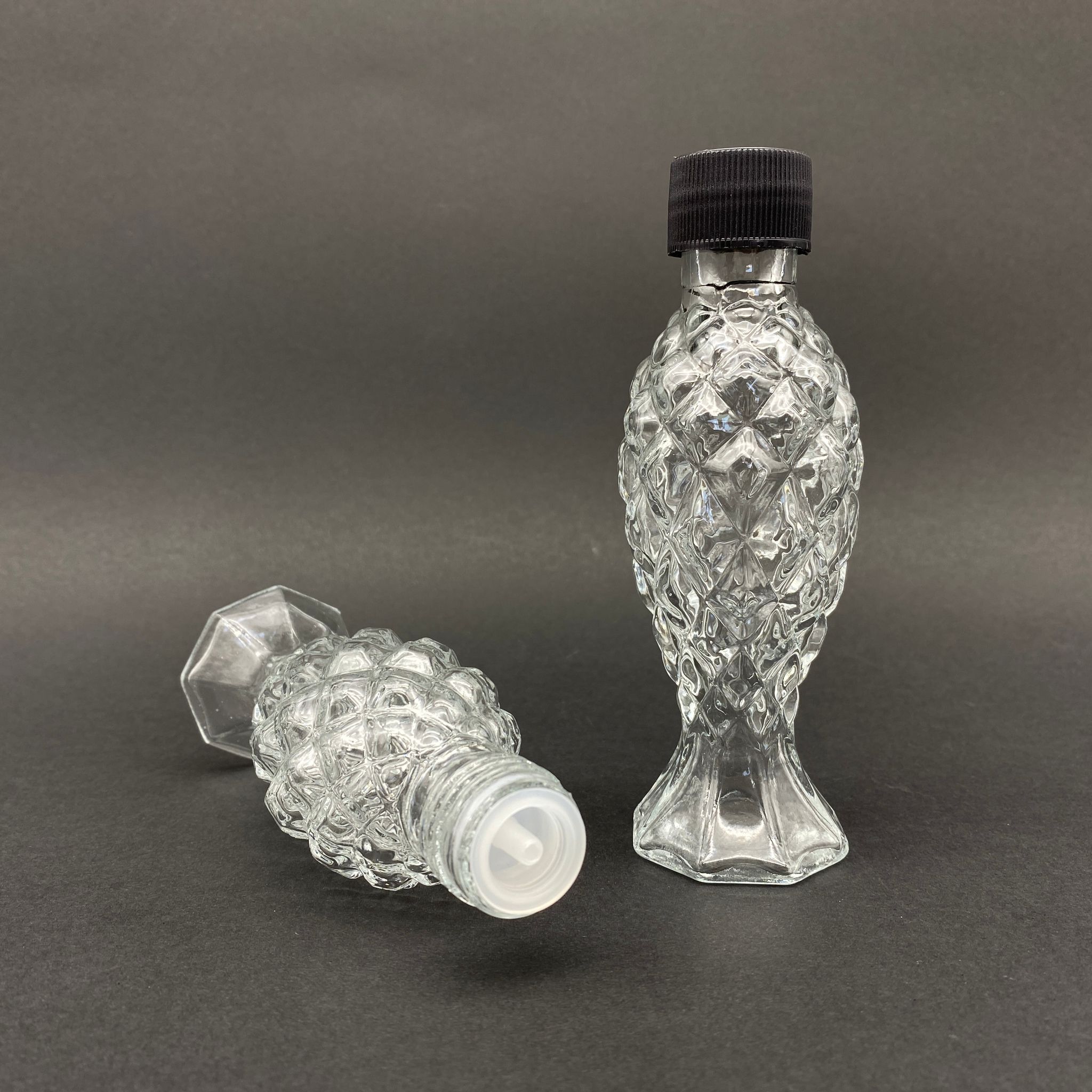 70 Cc Balık Sırtı Şişe - Siyah Kapaklı - Kolonya Tıpalı - 70 Ml Balık Sırtı Model Cam Kolonya Şişesi
