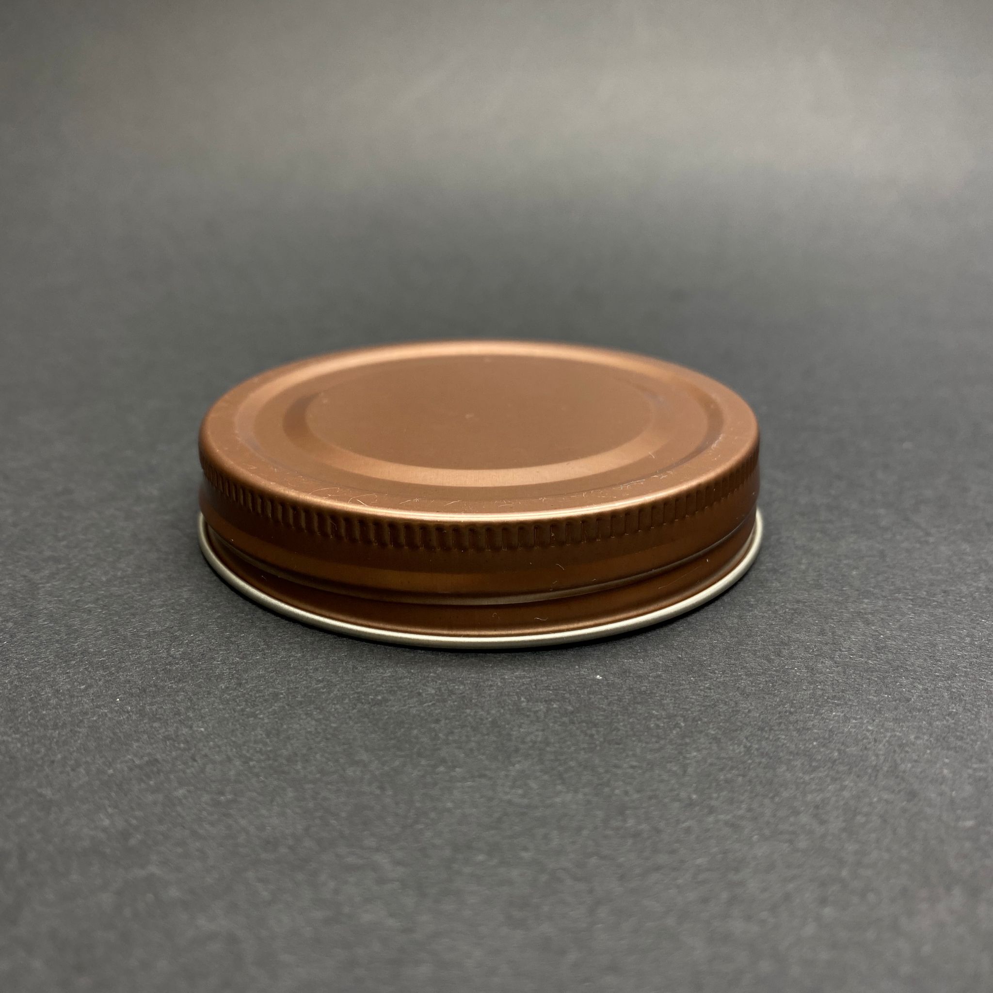 70 Mm Vidalı Metal Kapak Bronz (Sert Plastik Krem Kavanozlarına Uyumlu)
