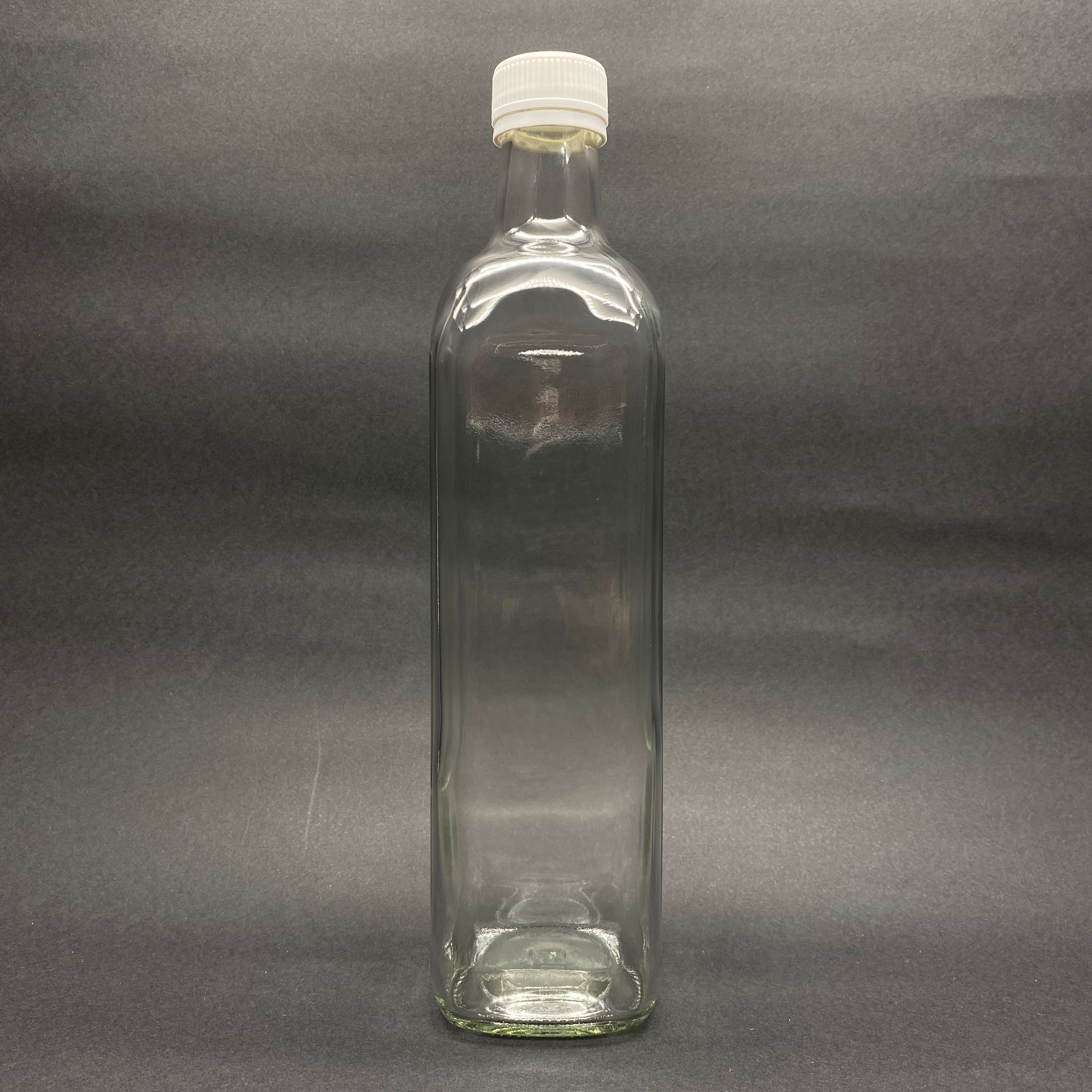 750 Cc Maraska Şeffaf Şişe - Beyaz Kilitli Vidalı Kapaklı  - 750 Ml Köşeli Şeffaf Maraska Cam Şişe - Yağ Sirke Şişesi (Kapak Markası Bericap)