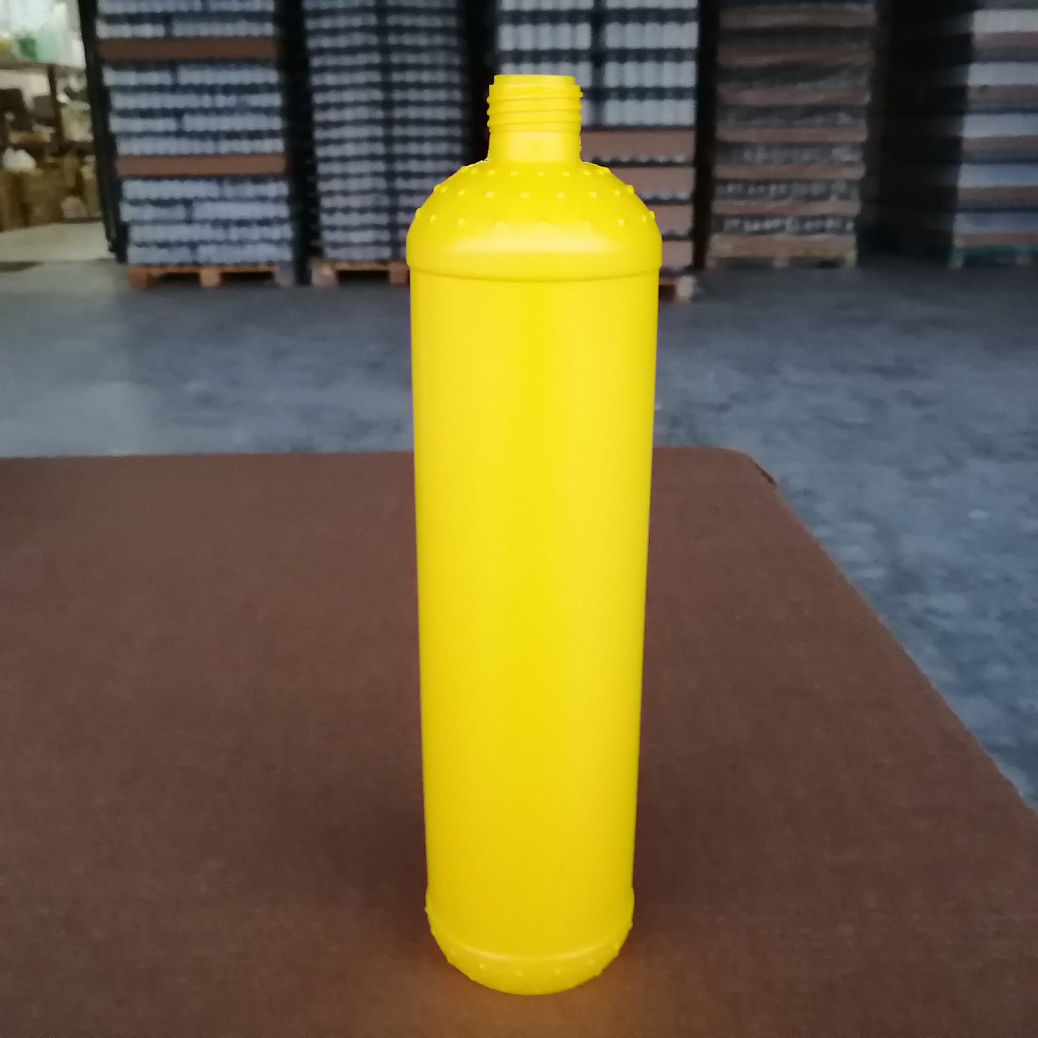 750 Cc Sarı Polietin Şişe - 25 Mm Ağız Kapaksız