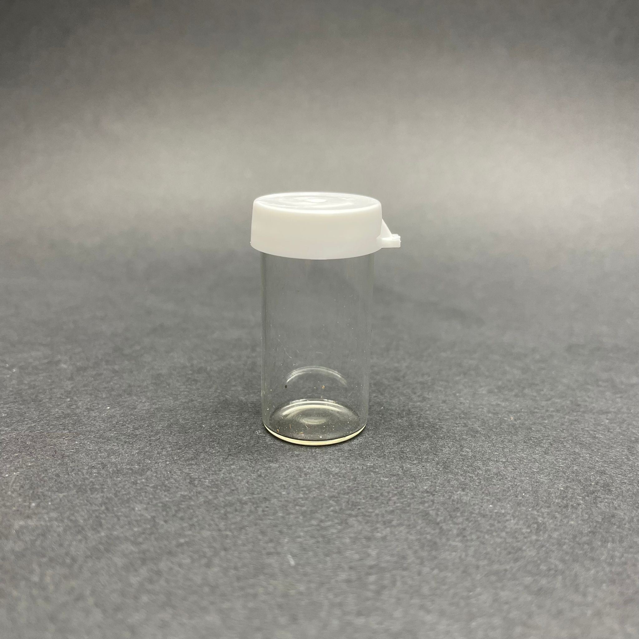 8 Cc Cam Deney Tüpü (4 Cm) Plastik Kapaklı -Plastik Kapaklı Cam Deney Tüpü