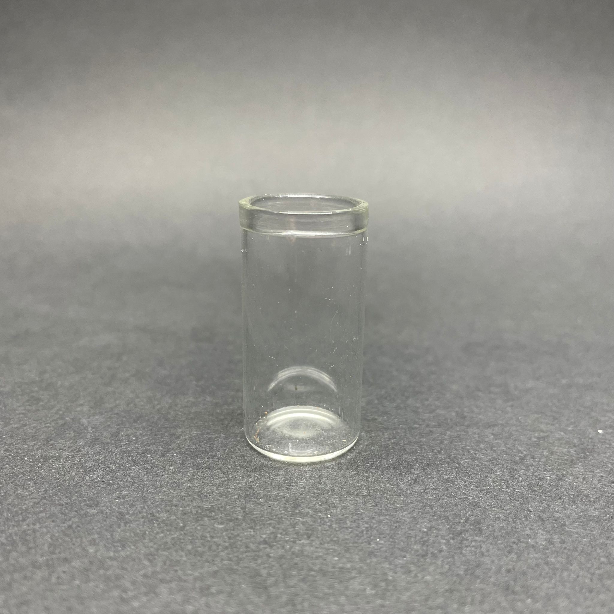 8 Cc Cam Tüp (4 Cm)