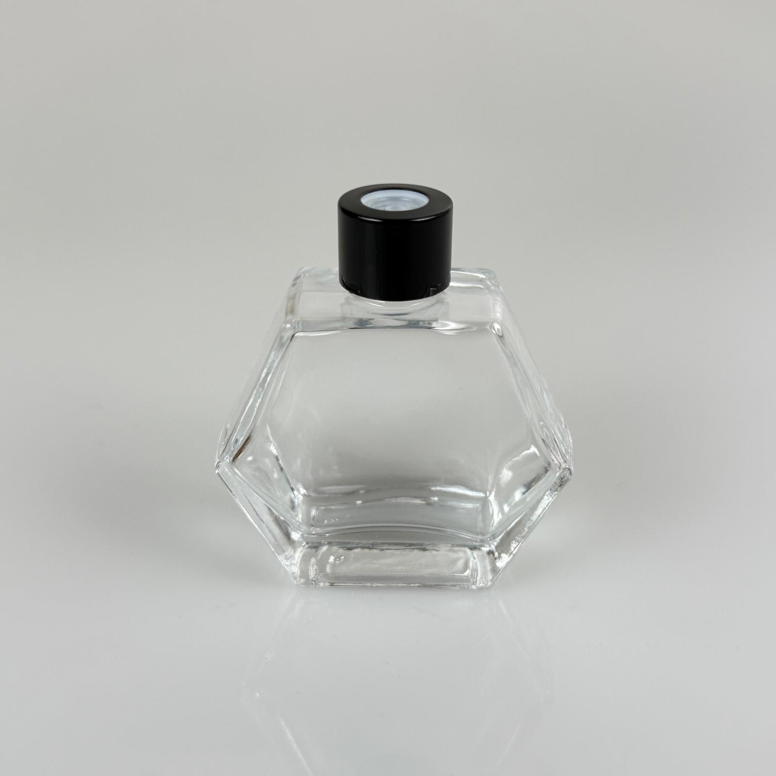 Altıgen Model Cam Kolonya Şişesi + Metal Siyah Kapak + Tıpa - 50 Ml - Hediyelik Kolonya Şişeleri