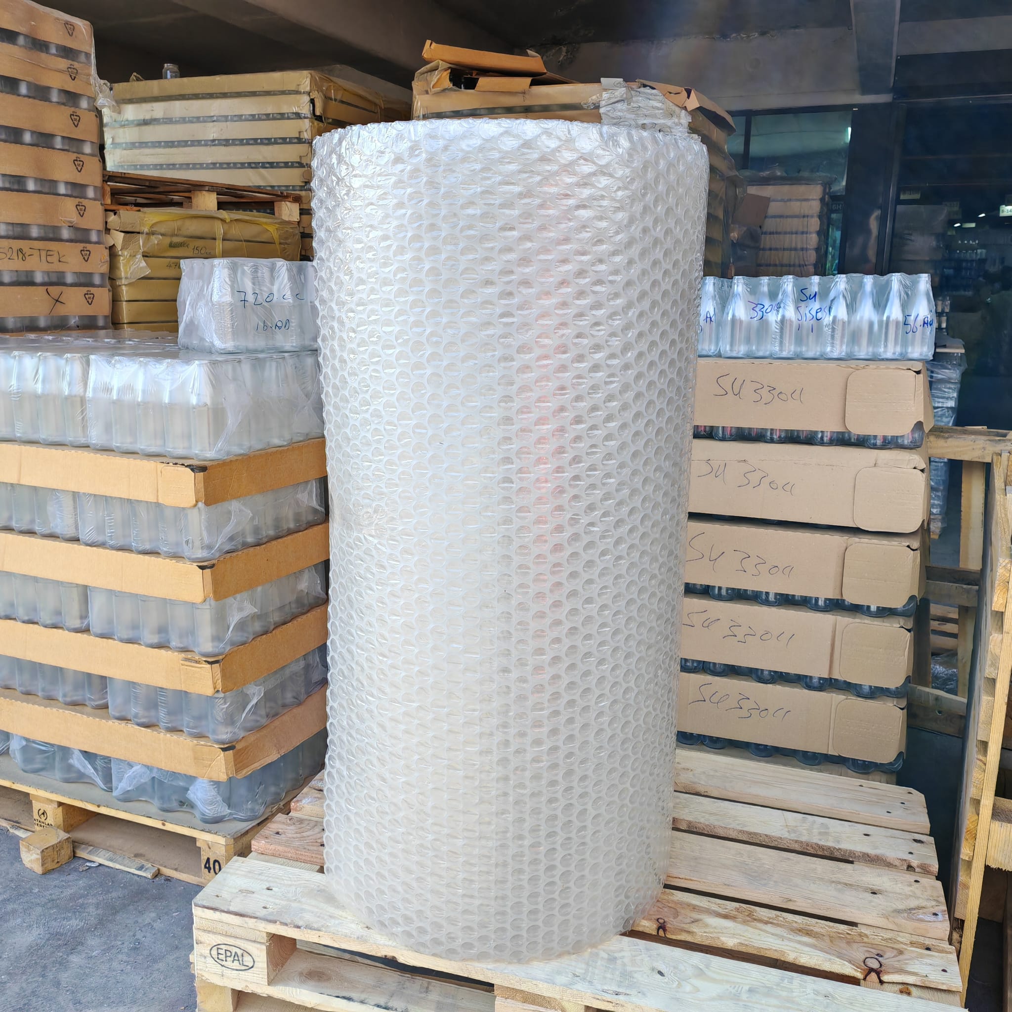 Patpat Büyük Balonlu Tam Koruma - 1 Top - 1. Kalite (Brüt 11 Kg Net 9,2 Kg Çıkar) Eni 120 Cm (Yaklaşık 35 Mt Uzunlukta)