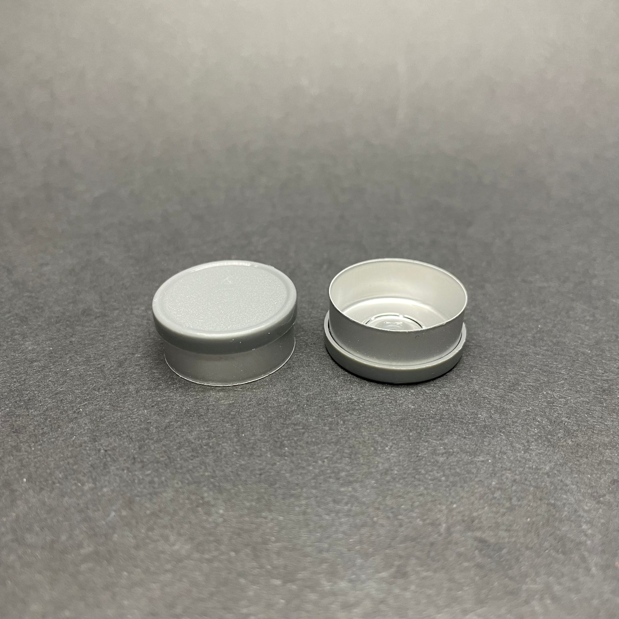 Penisilin Alüminyum Flakon Kapak Üstü Düz Gri - 20 Mm Düz Renkli Flip-Off Kapak