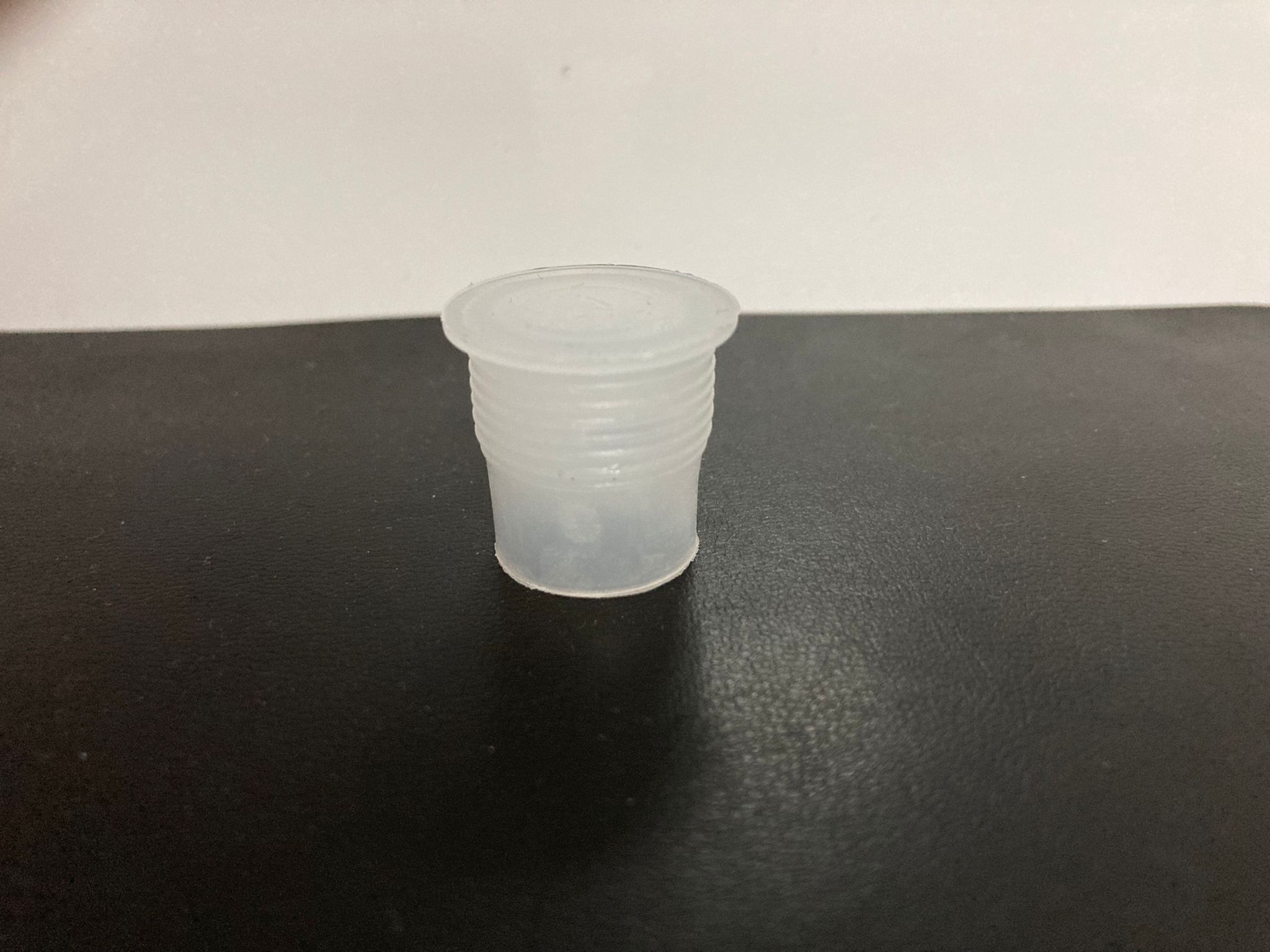 Tıpa Plastik 20 Mm Yivli Uzun - Kör (31 Ağız Çakmaya Ve Vidalılara Uyumlu)